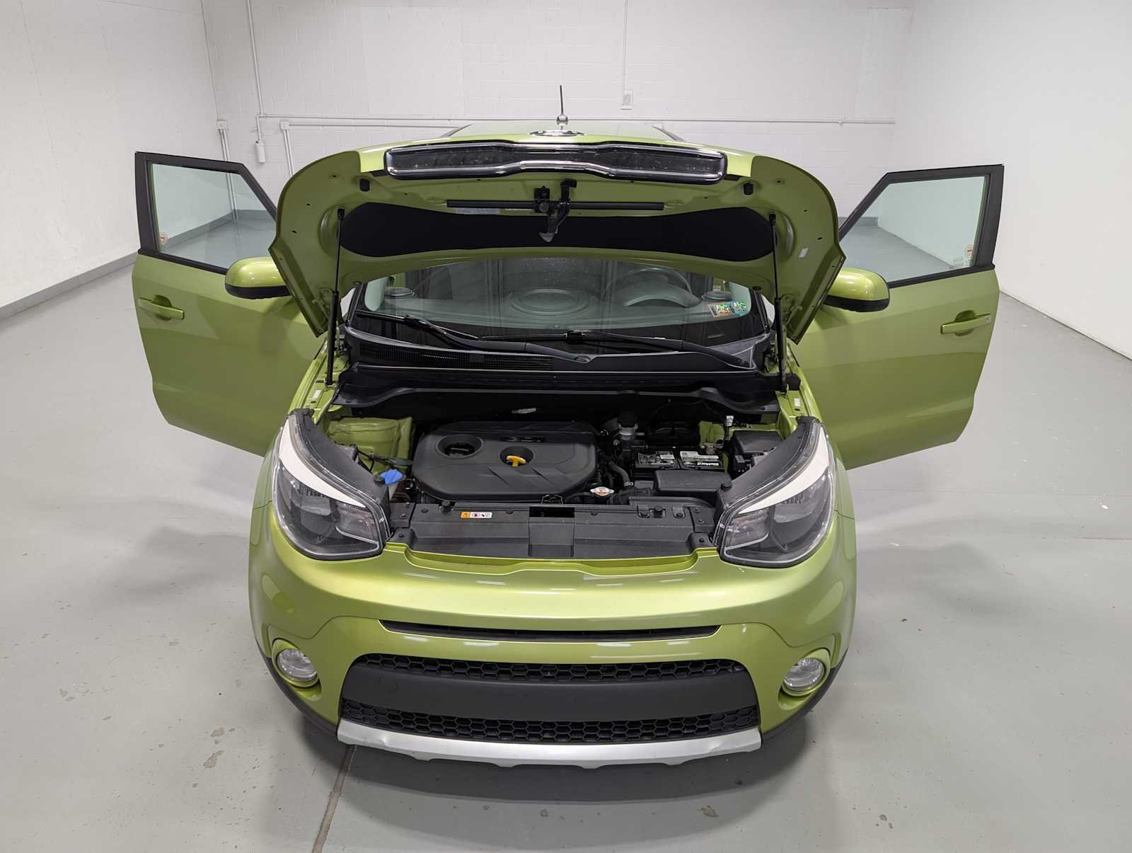 Used 2017 Alien II Kia + image 13