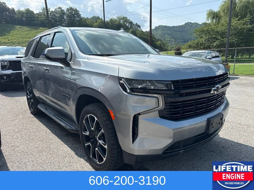 Used 2023 Gray Chevrolet RST image 4