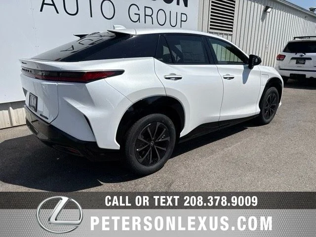 New 2026 Oxygen White Lexus 350e image 4