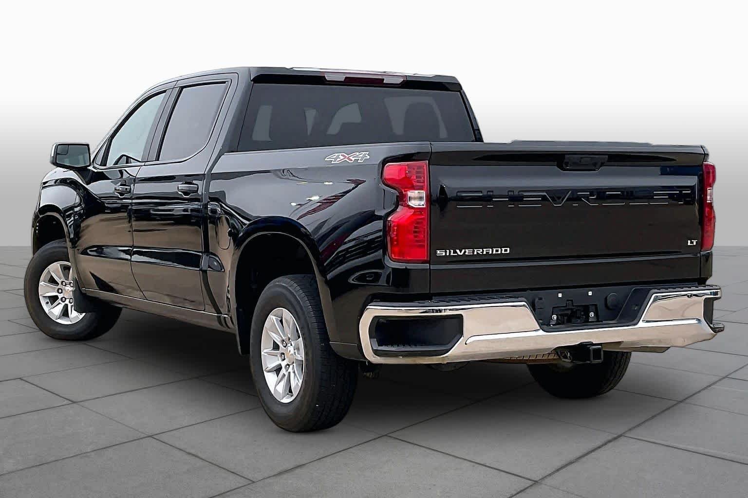 Used 2025 Black Chevrolet LT image 11