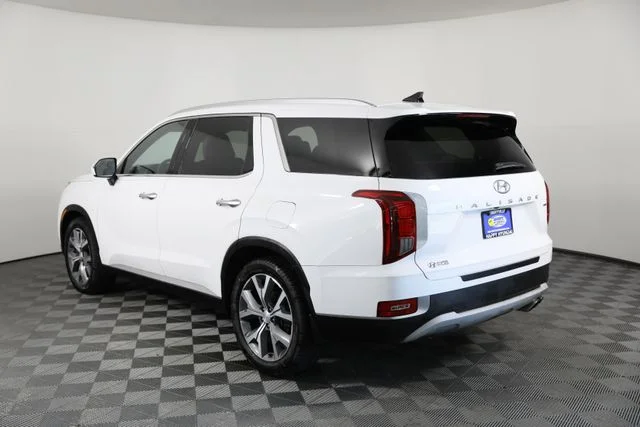 Used 2021 White Hyundai SEL image 7