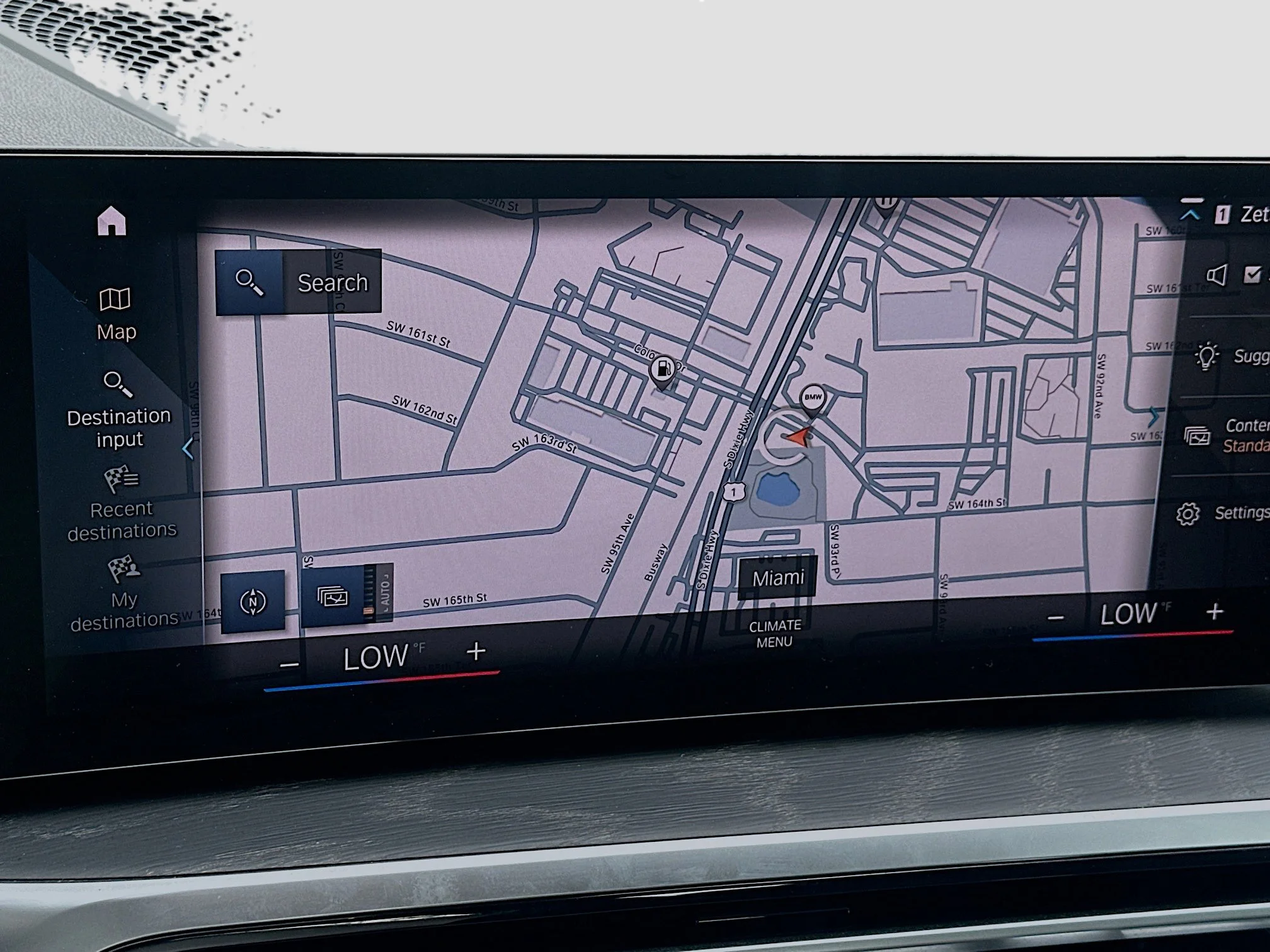 2024 BMW 3 Series 330i - Photo 11