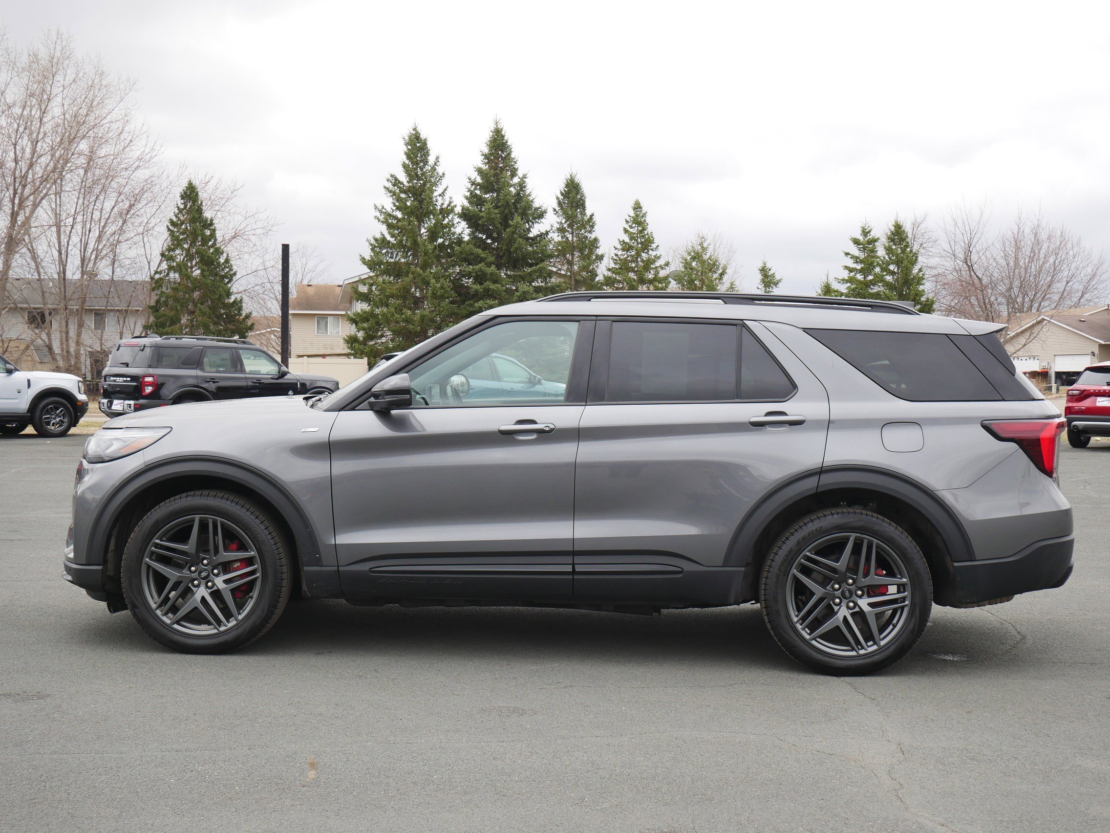 Used 2025 Ford Explorer ST-LINE with VIN 1FMUK8KH0SGB65226 for sale in Northfield, Minnesota