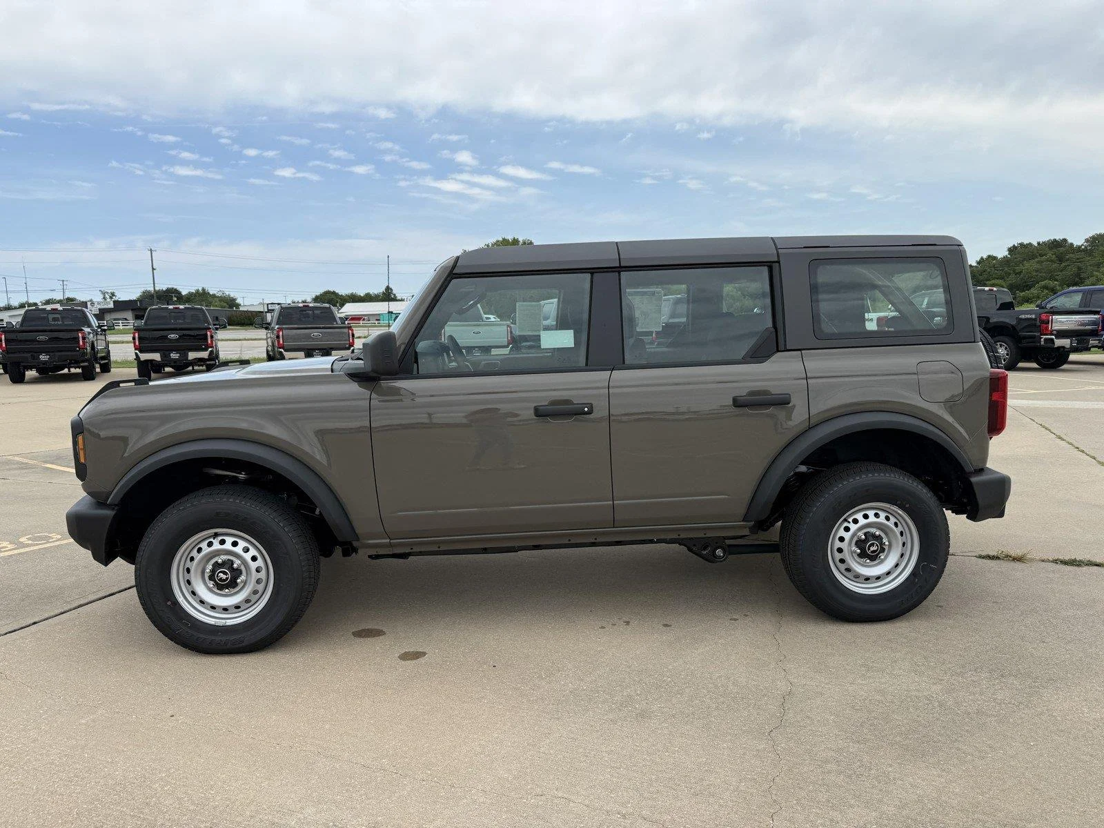 New 2026 Marsh Gray Ford Base image 5