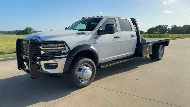 New 2025 Bright White Clear-Coat Exterior Paint RAM Tradesman image 16