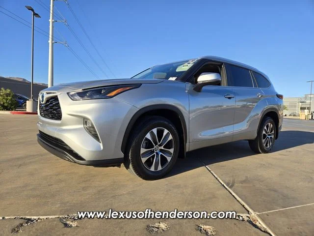 Used 2024 Silver Toyota XLE image 2
