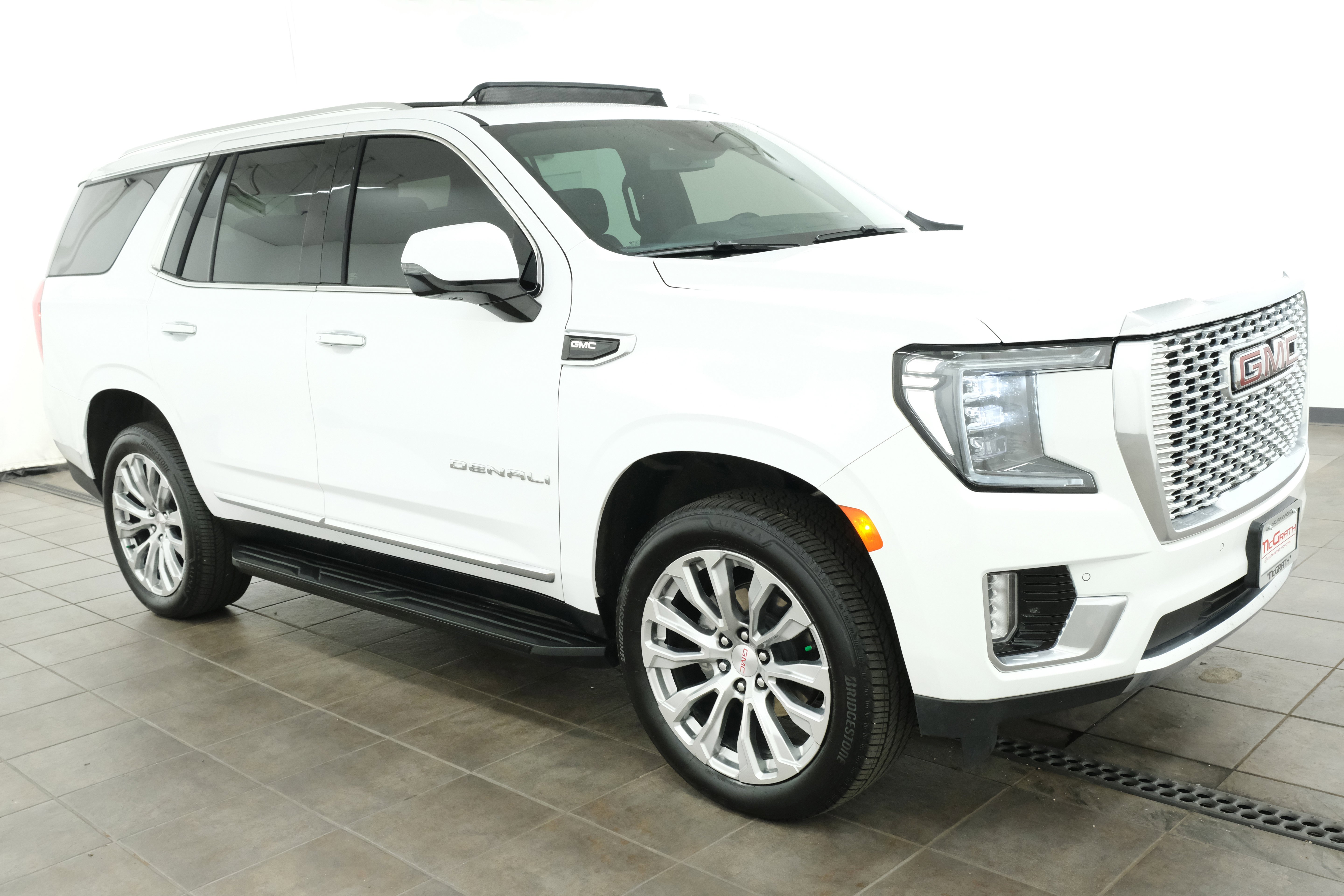 2024 GMC Yukon Denali - Photo 7