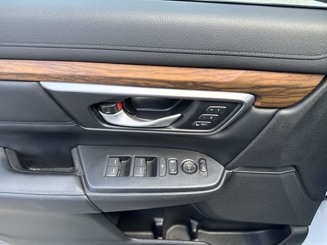 2022 Honda CR-V Touring - Photo 17