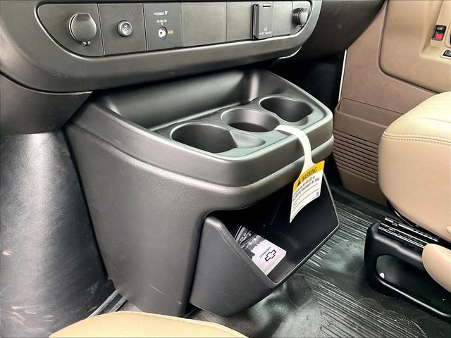 2026 Chevrolet Express Cargo Work Van - Photo 11