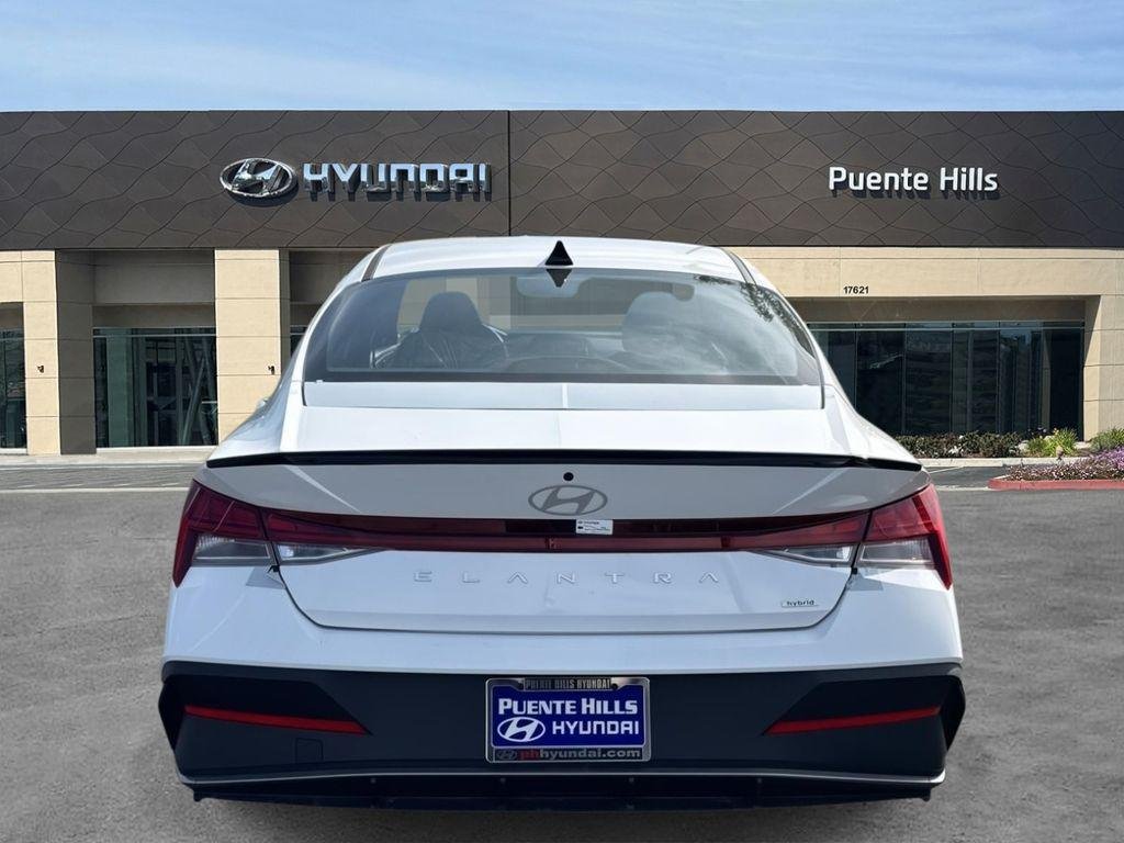 New 2026 White Hyundai SEL Sport image 5