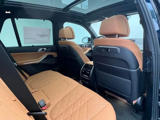 New 2026 Carbon Black Metallic BMW xDrive50e image 8