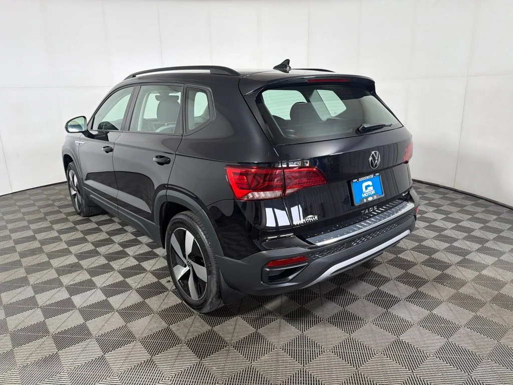 Used 2024 Black Volkswagen 1.5T S image 5