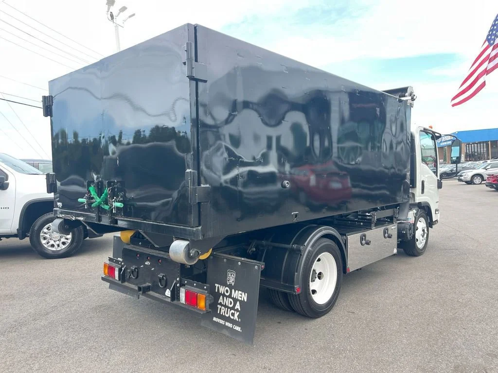 Used 2024 Arc White Chevrolet 1WT image 6