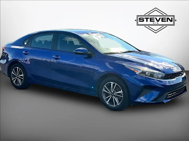 Used 2023 Blue Kia LXS image 1