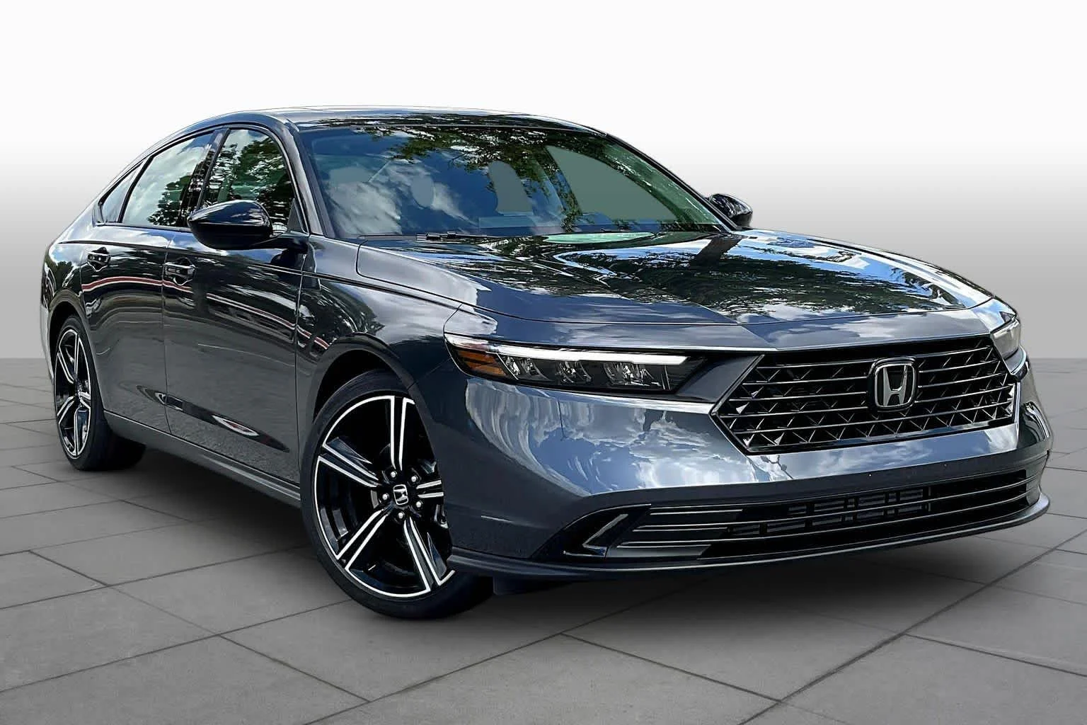 New 2026 Meteorite Gray Metallic Honda SE image 2