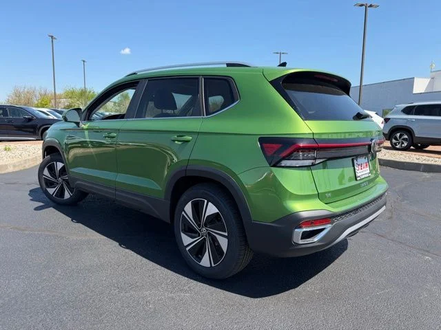 New 2026 Green Volkswagen 1.5T SE image 5