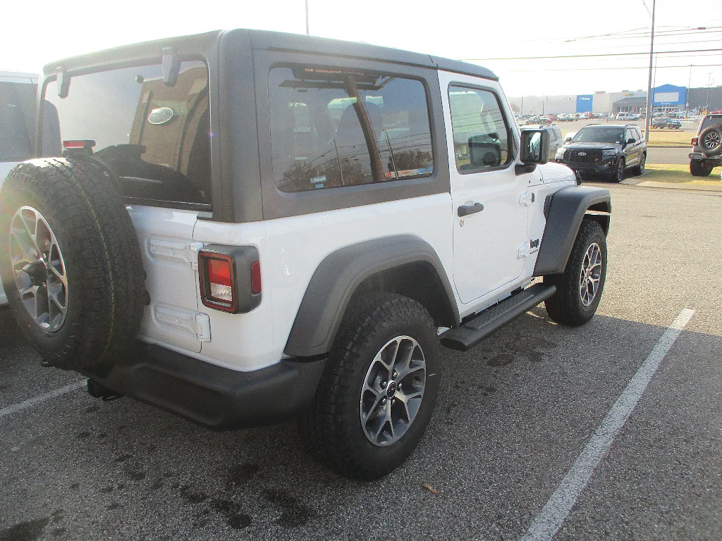 New 2026 Bright White Clearcoat Jeep 2-Door Sport S 4x4 image 17