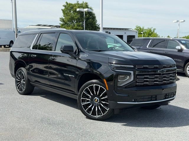 2026 Chevrolet Suburban High Country 4WD's photo