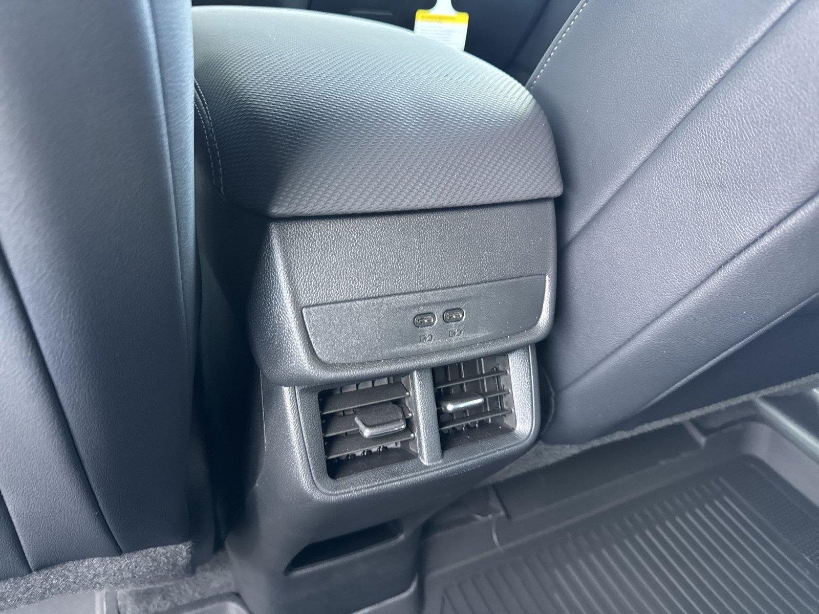 2027 Chevrolet Equinox LT - Photo 27