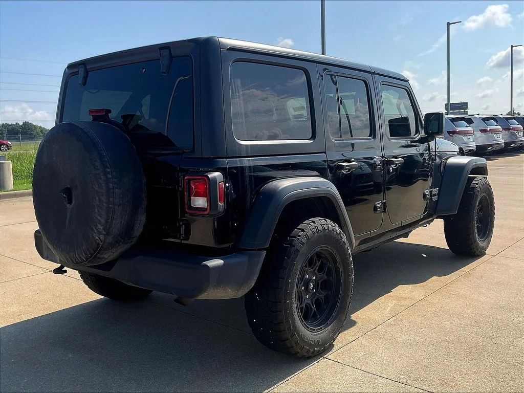 Used 2019 Black Jeep Unlimited Sport S image 2