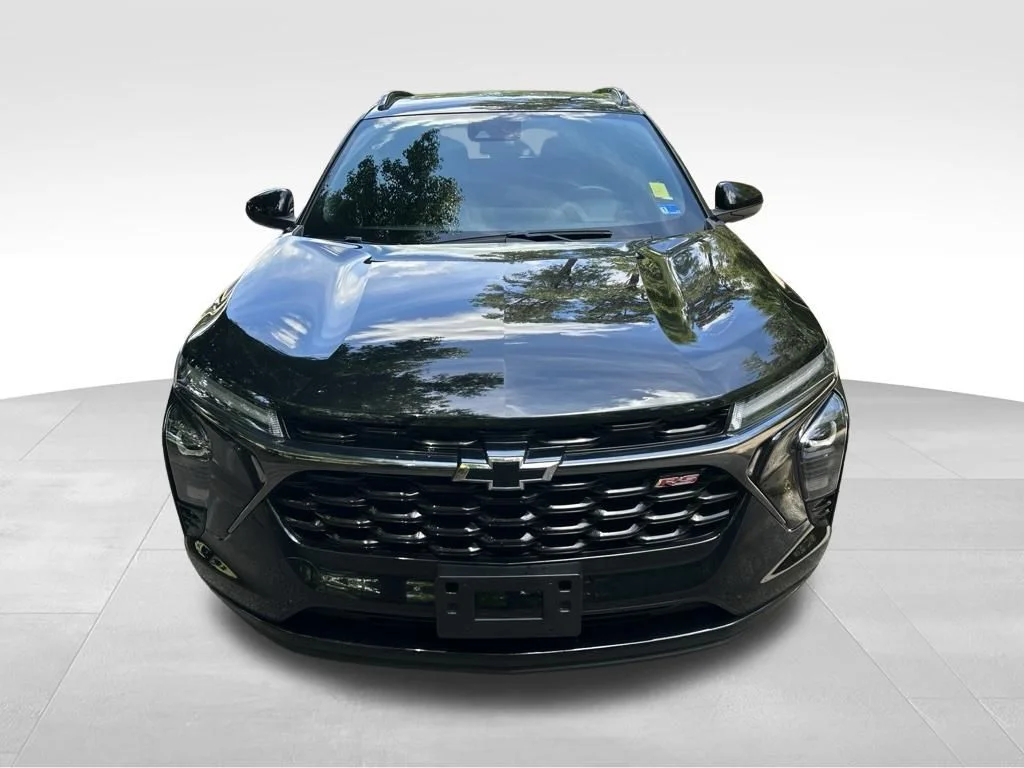 Used 2024 Black Chevrolet 2RS image 9