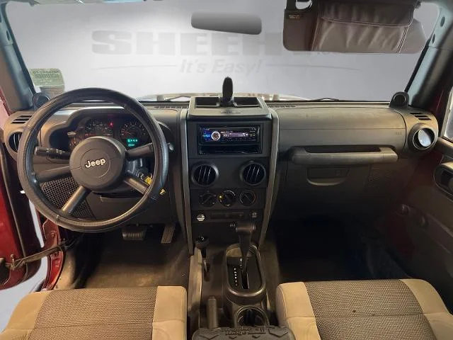 Used 2007 Red Rock Crystal Pearlcoat Jeep  image 3