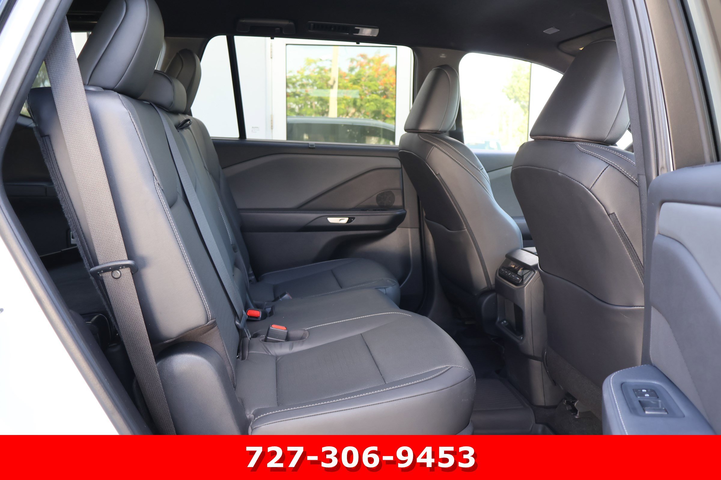 Used 2024 Wind Chill Pearl Lexus  image 22