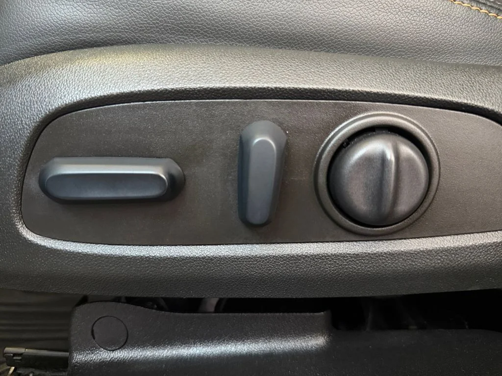 2023 Chevrolet Equinox Premier - Photo 29