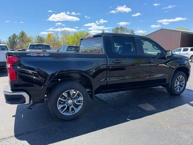 New 2026 Black Chevrolet LT (2FL) image 3