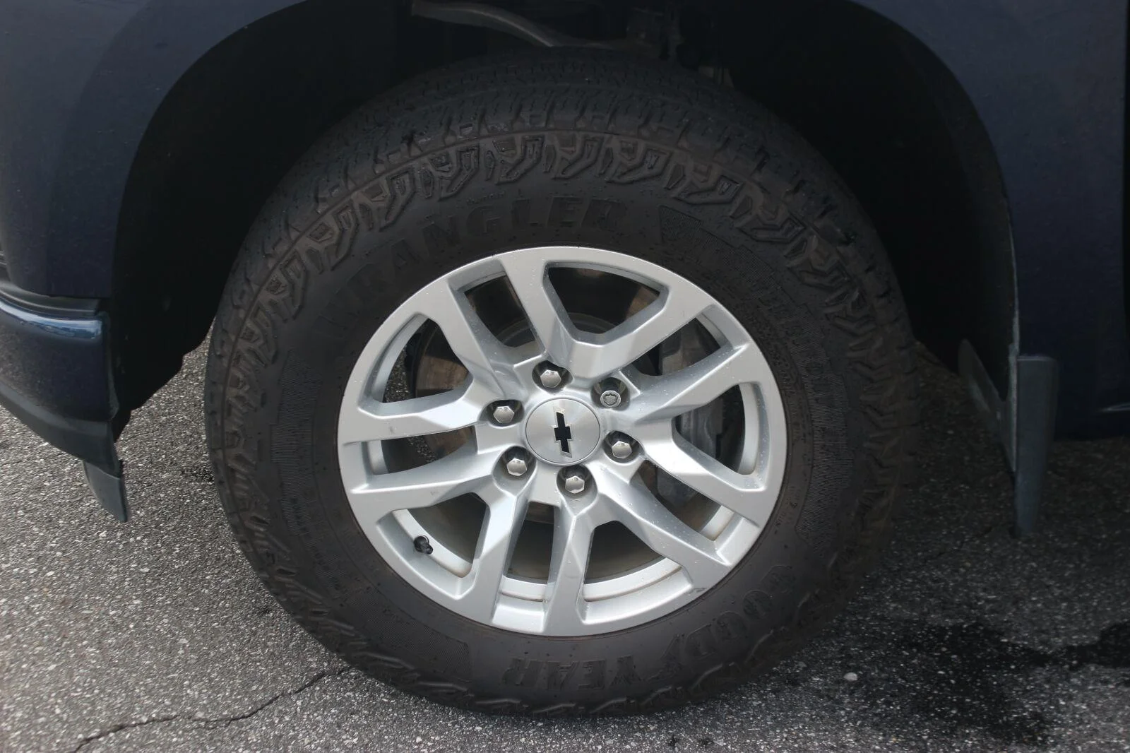 Used 2021 NORTHSKY BLUE METALLIC Chevrolet RST image 41