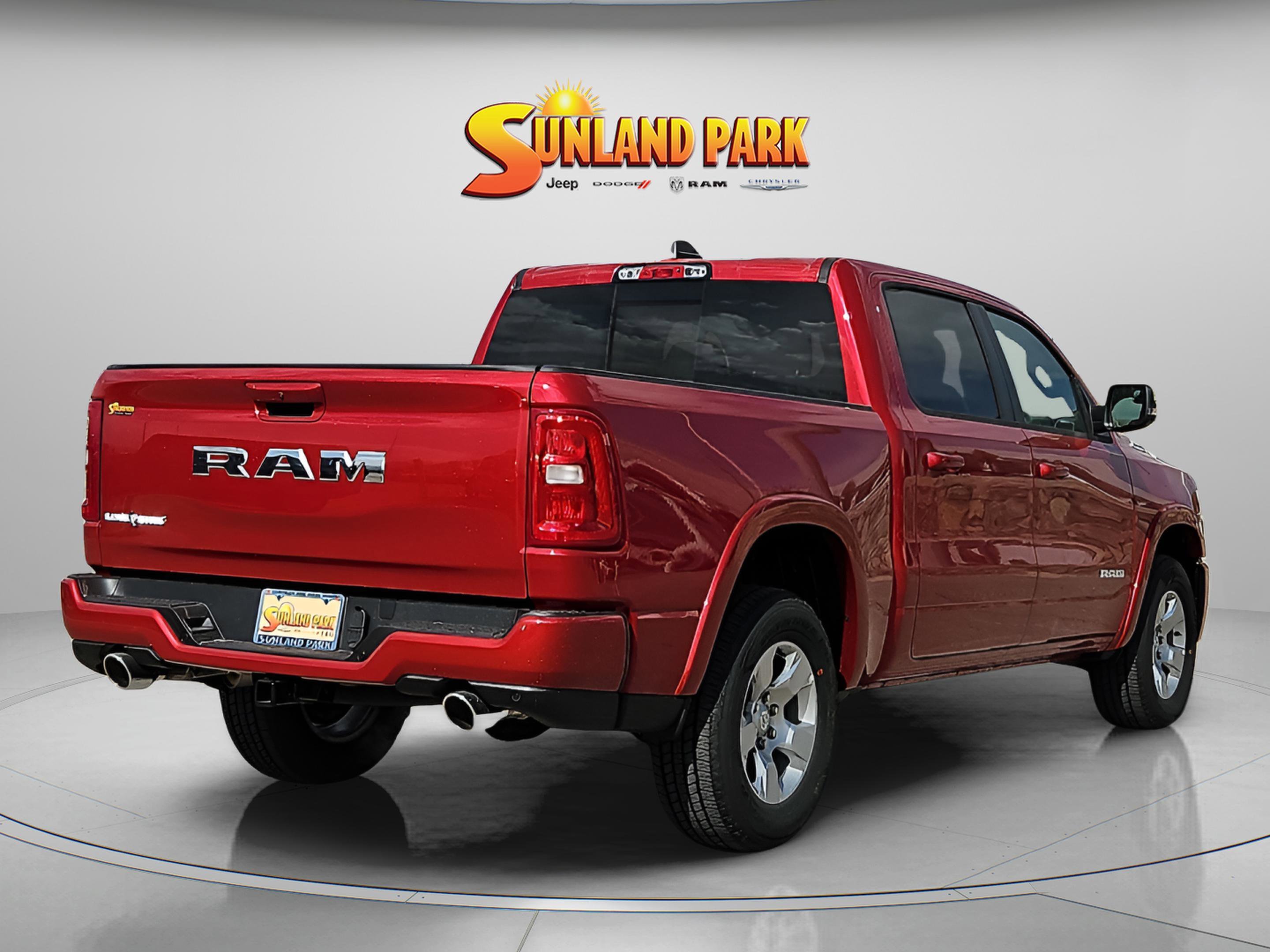 New 2026 Molten Red Pearl-Coat Exterior Paint RAM Lone Star image 6