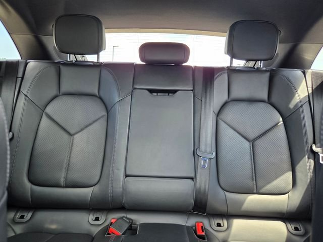 Used 2015  Porsche S image 12