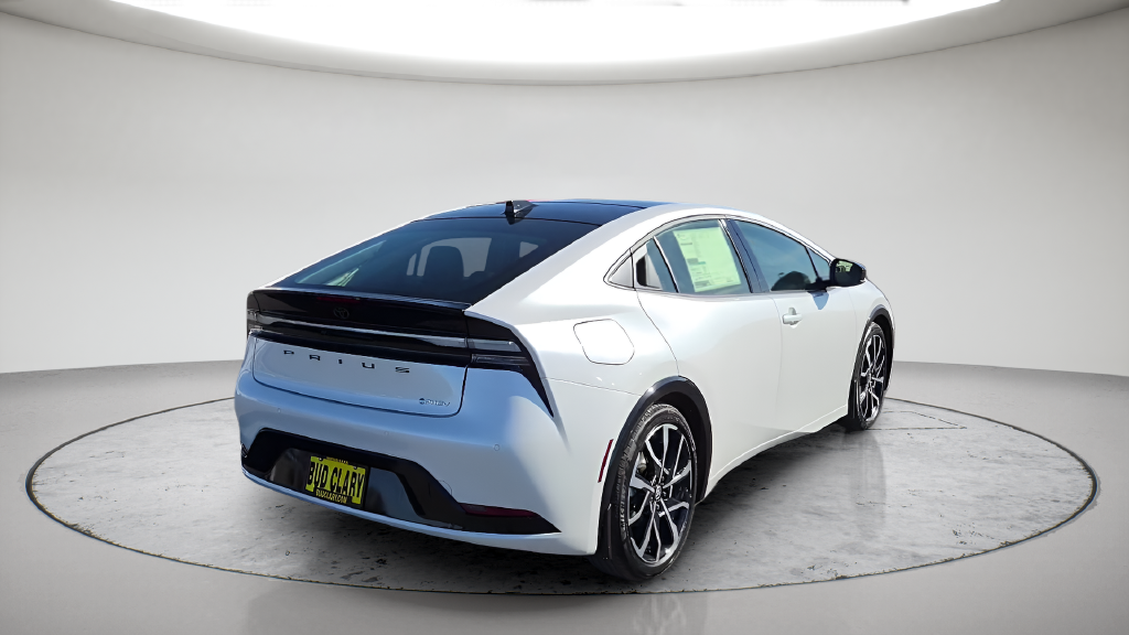 New 2027 Wind Chill Pearl Toyota XSE image 7