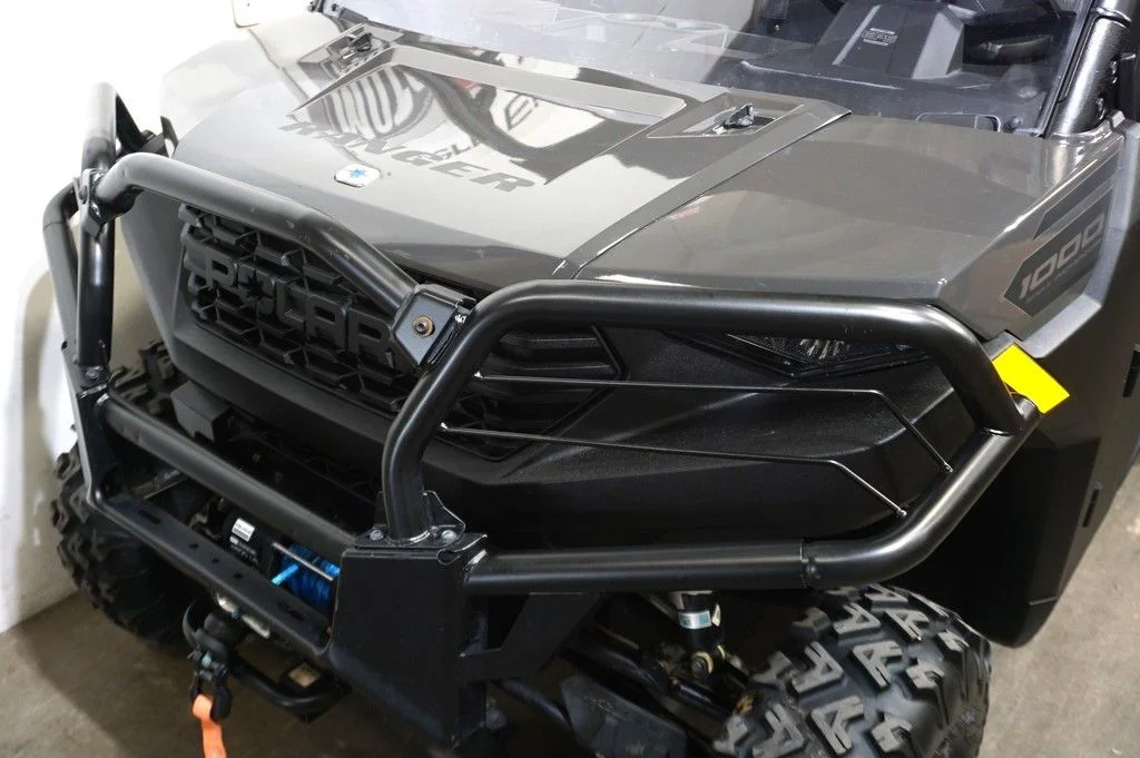 Used 2025 BLACK Polaris Premium image 4