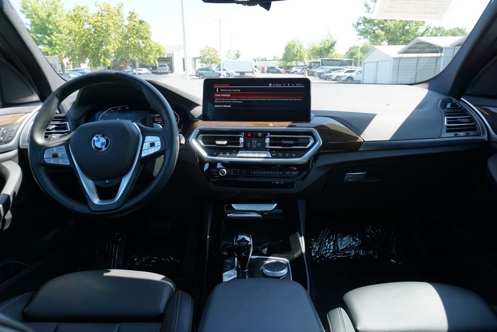 Used 2023 Dark Graphite BMW sDrive30i image 15
