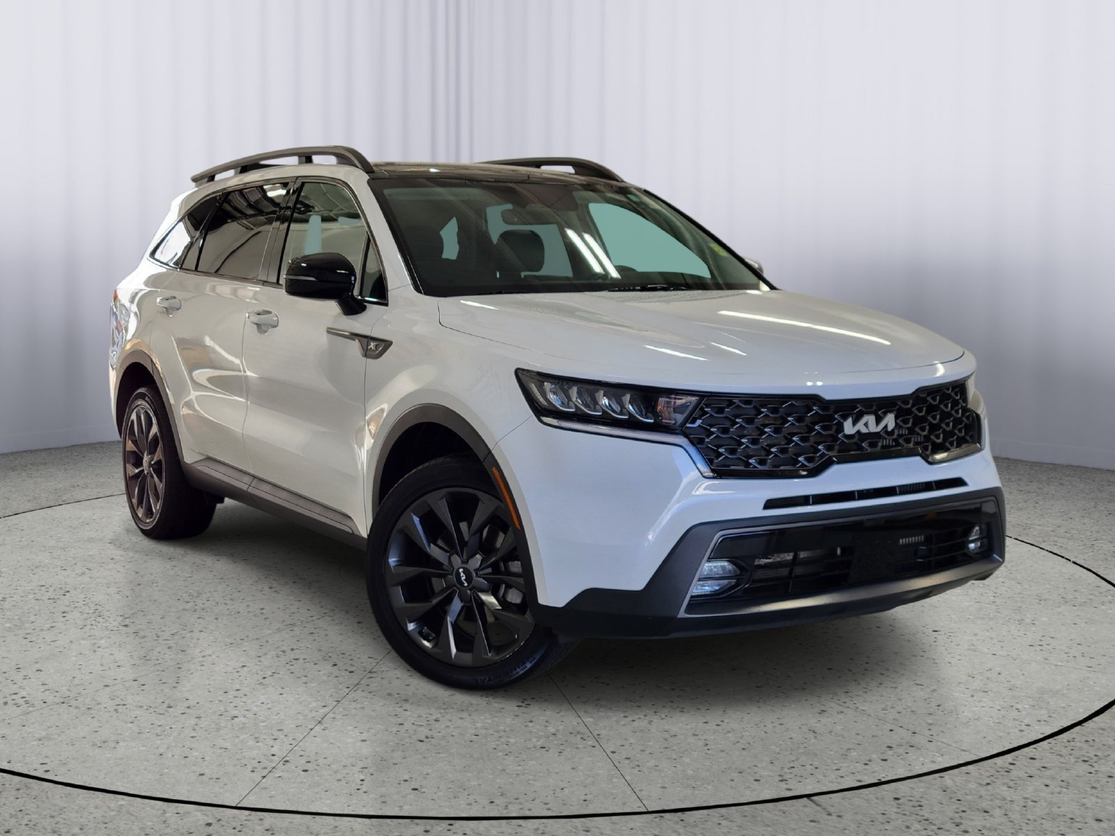 Used 2023 White Kia X-Line EX image 1
