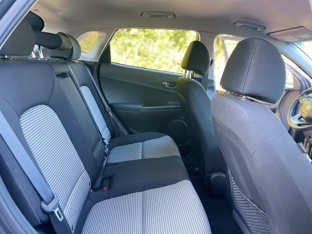 Used 2021 Thunder Gray Hyundai SE image 21