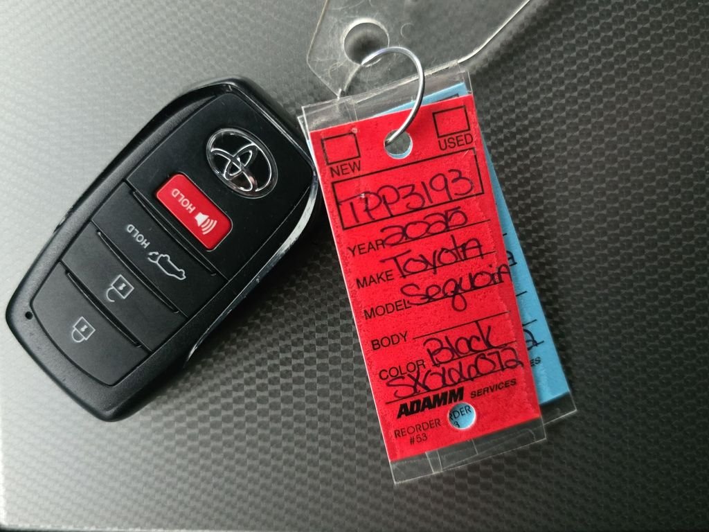 Used 2025  Toyota Limited image 17