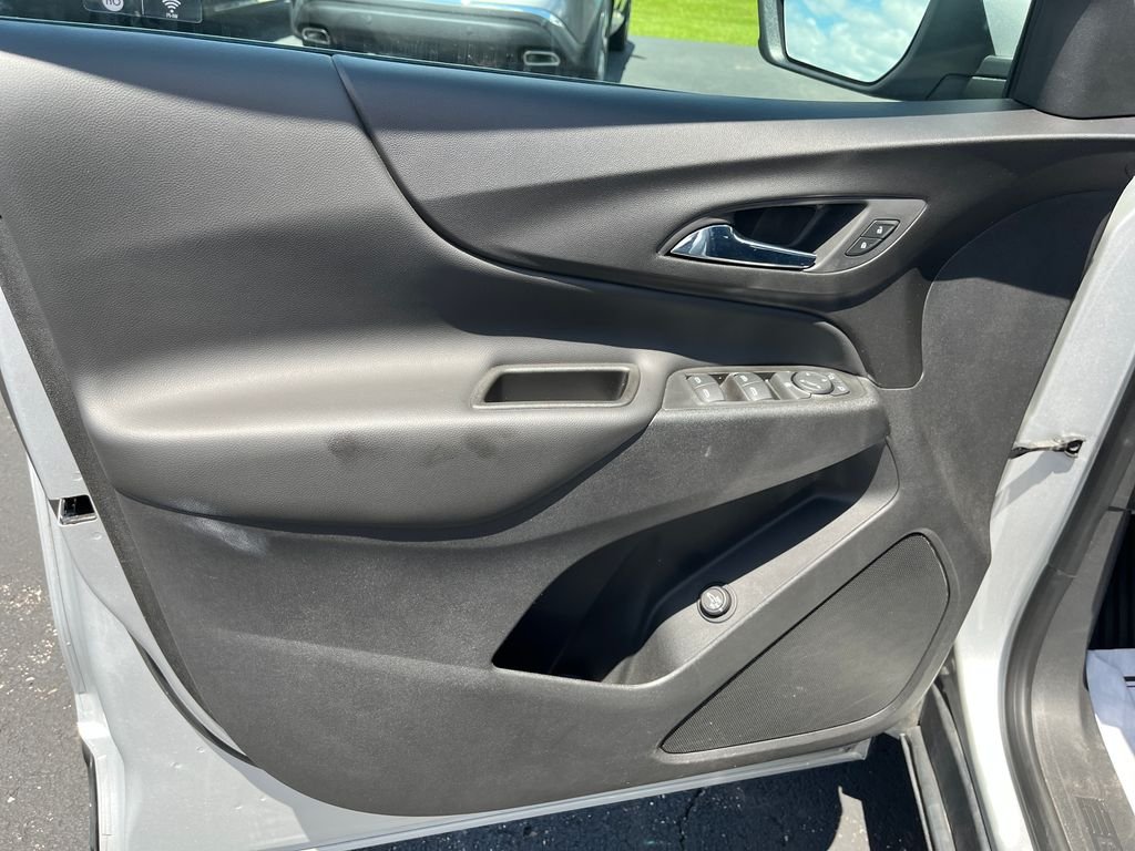 Used 2020 Silver Chevrolet LT image 11