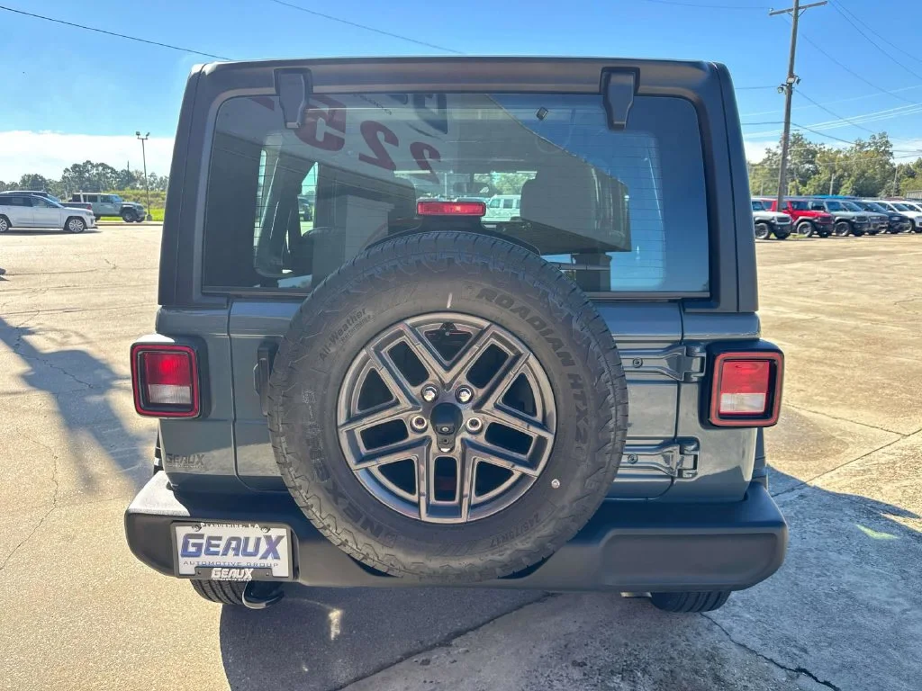 Used 2026 Gray Jeep Sport image 14