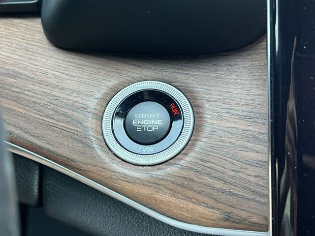 Used 2022 Black Jeep Summit image 26