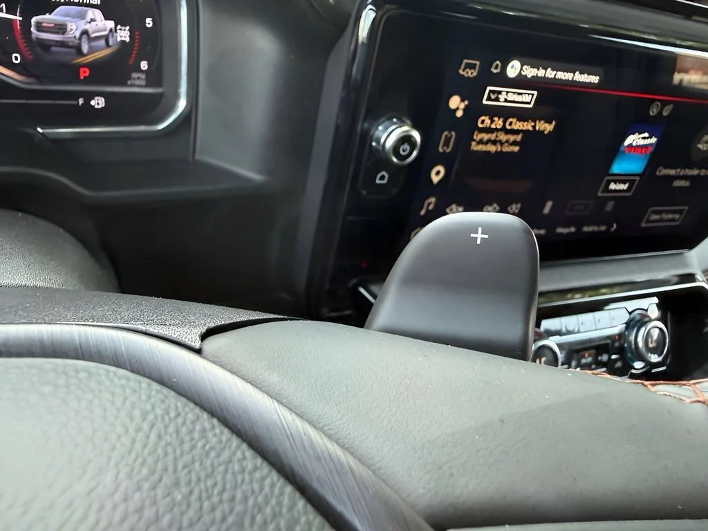 Used 2025 Onyx Black GMC AT4 image 17