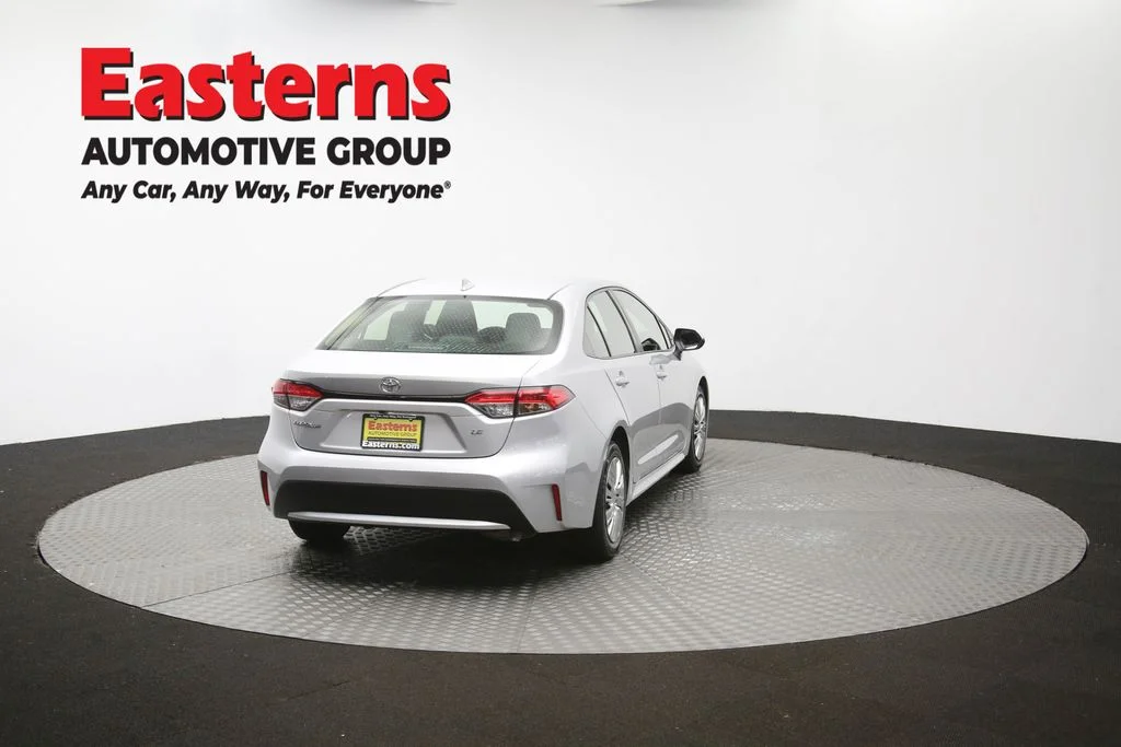 Used 2022 Silver Toyota LE image 39