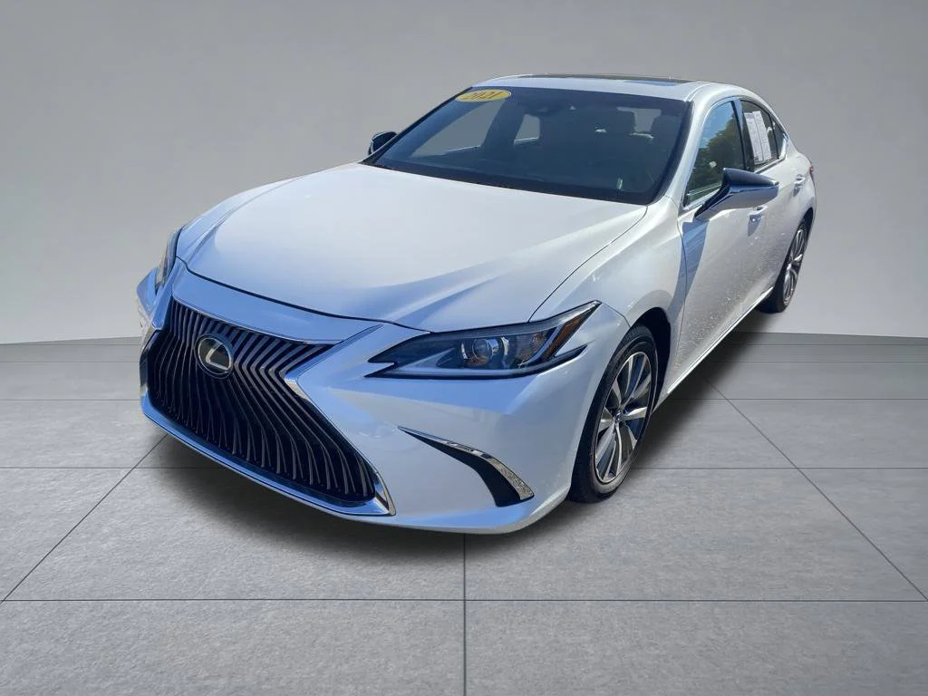 Used 2021 White Lexus 250 image 2