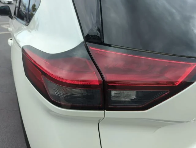 Used 2021 White Nissan SV image 18