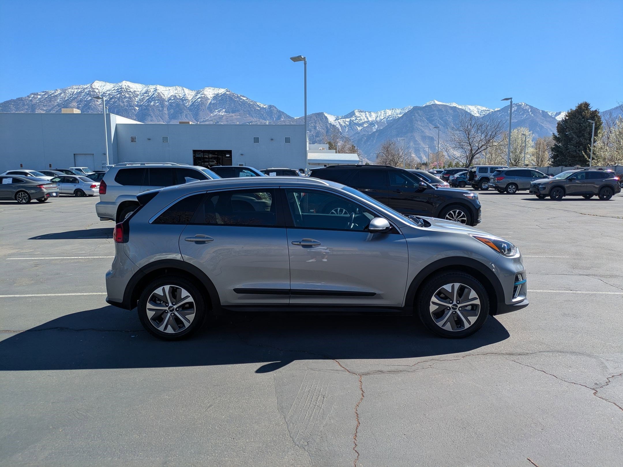 Used 2022 Kia Niro EX with VIN KNDCC3LG8N5141293 for sale in Orem, UT
