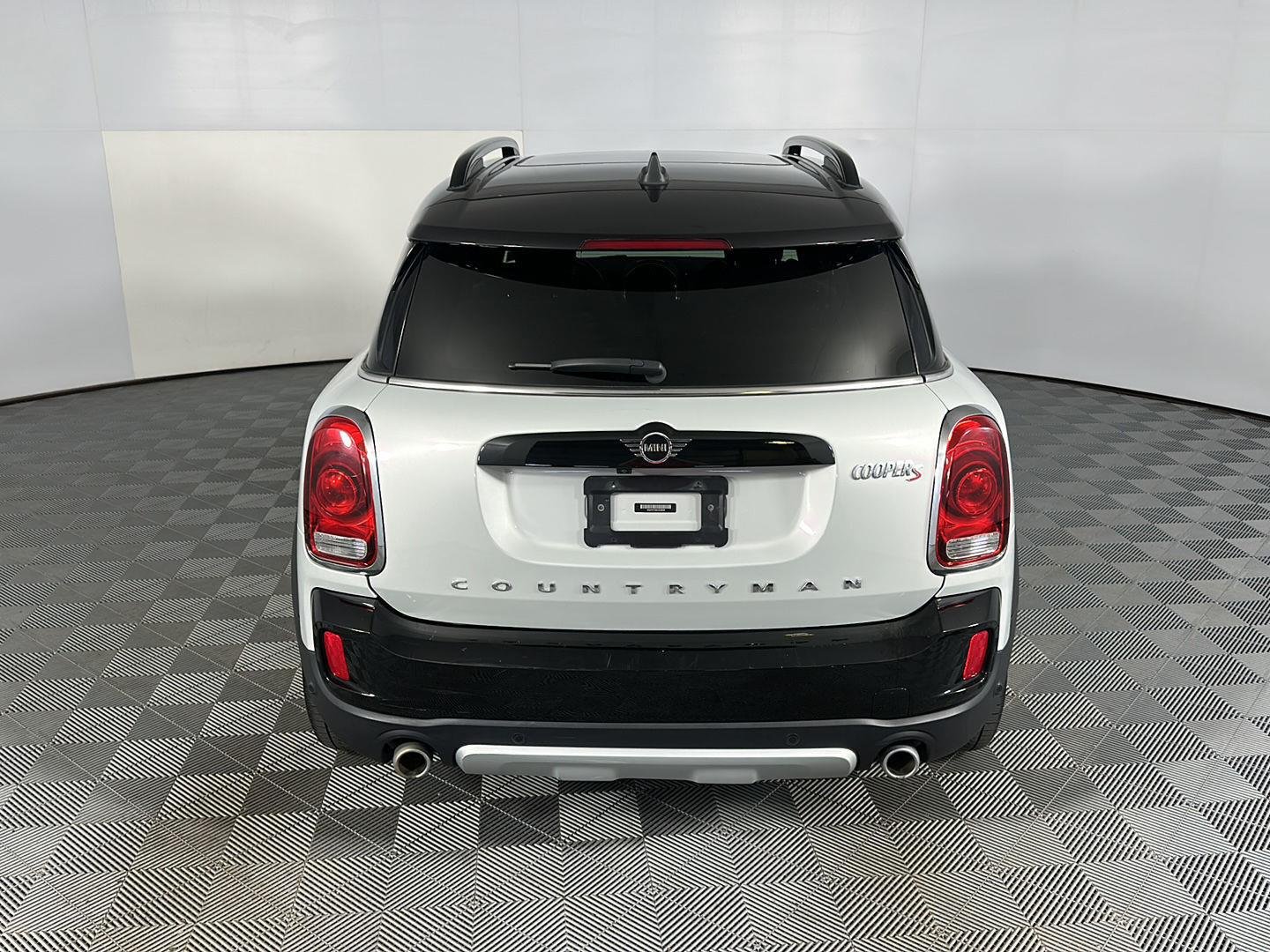 Used 2020 White SIlver Edition MINI Cooper S image 9