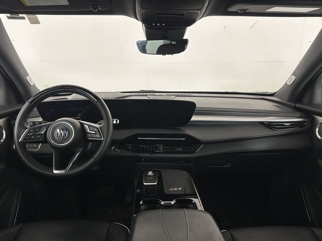 Used 2025 White Buick Avenir image 9