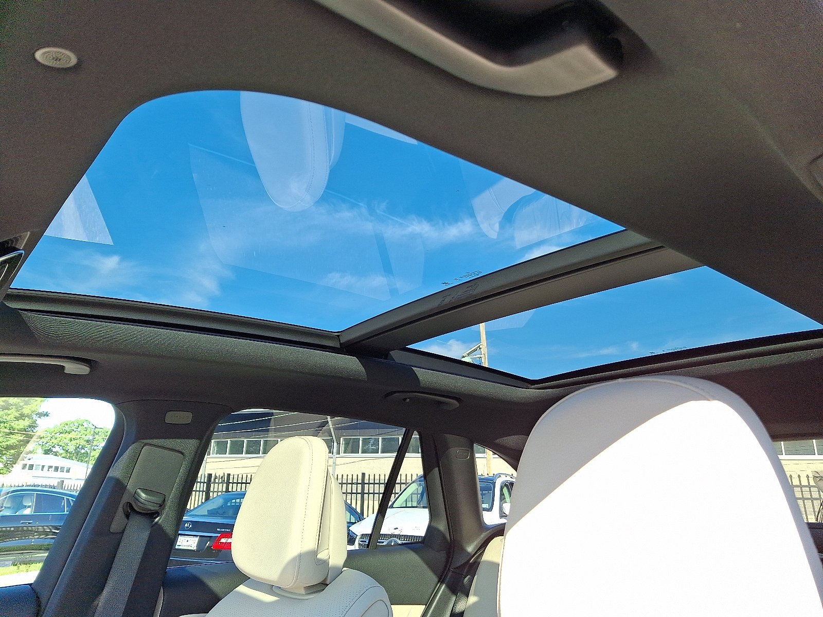 2026 Mercedes-Benz GLC Base - Photo 23