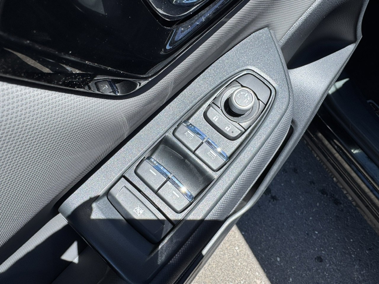 Used 2025 Crystal Black Silica Subaru Sport image 10
